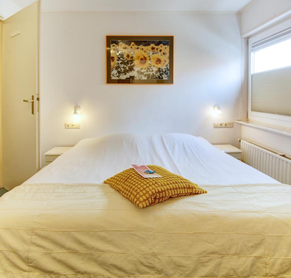 Kijkduin Hotel 3*