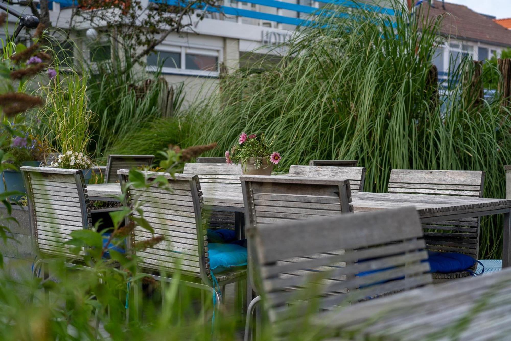 Hotel Kijkduin 3*